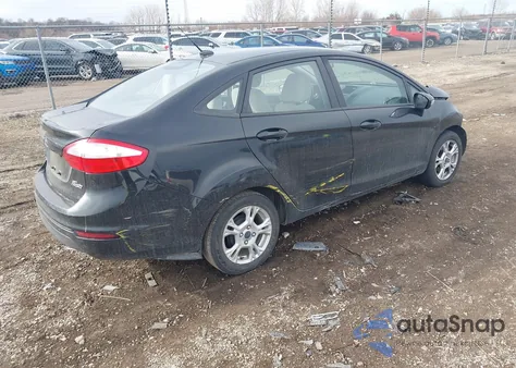 2014 Ford Fiesta Se z USA, uszkodzony, nr VIN 3FADP4BJ9EM226395